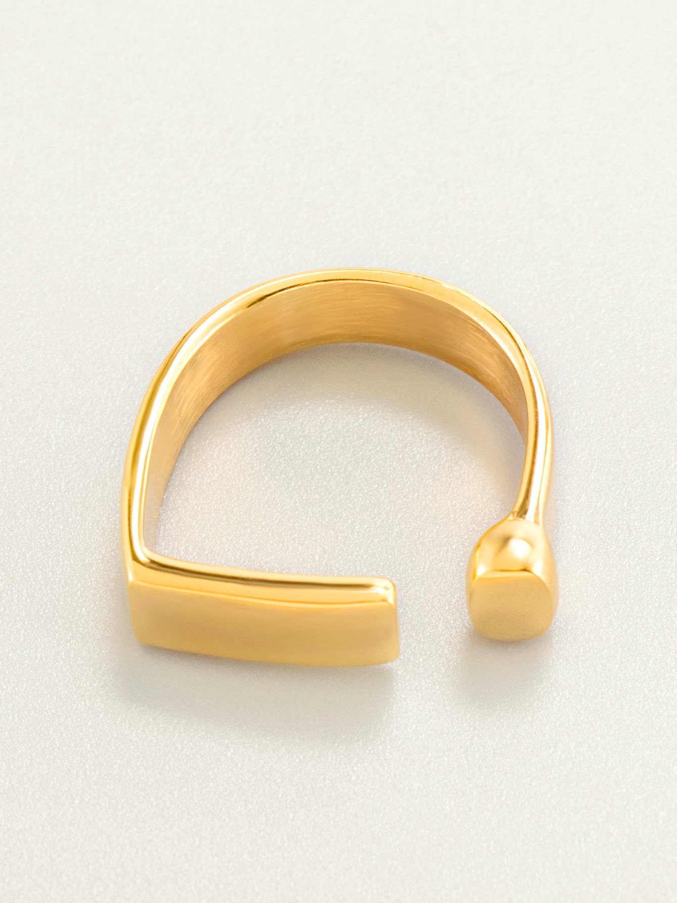 Fashion Creative Designed Stainless Steel D Shape Ring